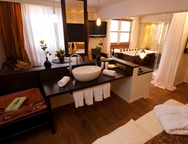 Hotel Laurentius Weikersheim Esterno foto